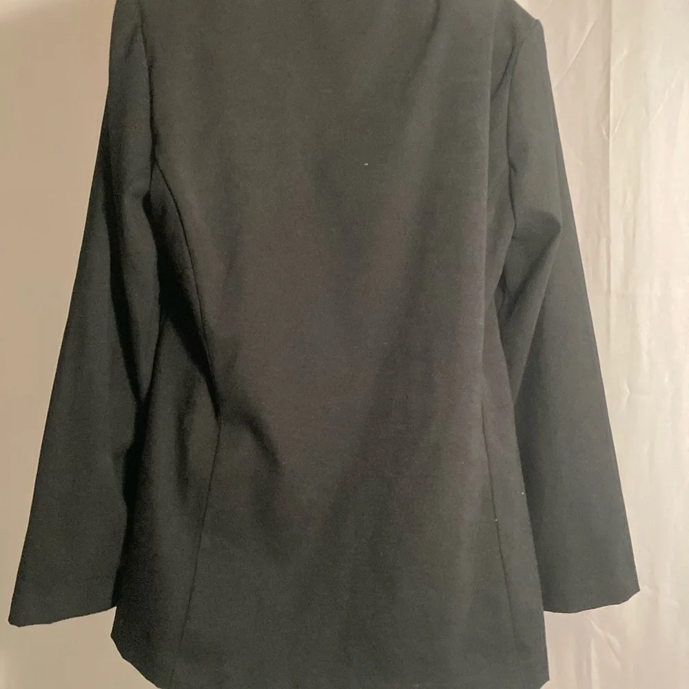 Helene blake embroidered top button down 14 w